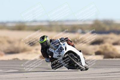 media/Dec-07-2025-CVMA (Sun) [[3e7d2de5dc]]/Race 11-Formula 2-CVMA Hooligans-American Thunder/